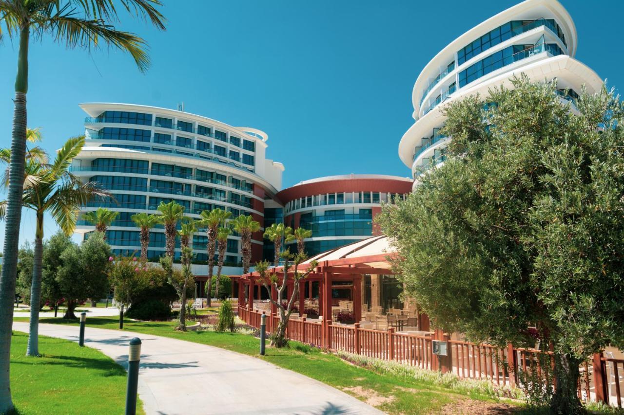 Baia Lara Hotel Antália Exterior foto The campus of the University of Patras