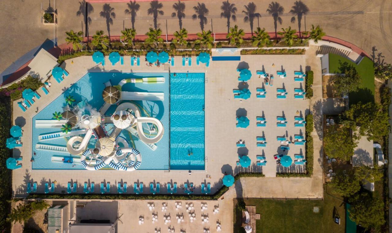 Baia Lara Hotel Antália Exterior foto Aerial view of the pool