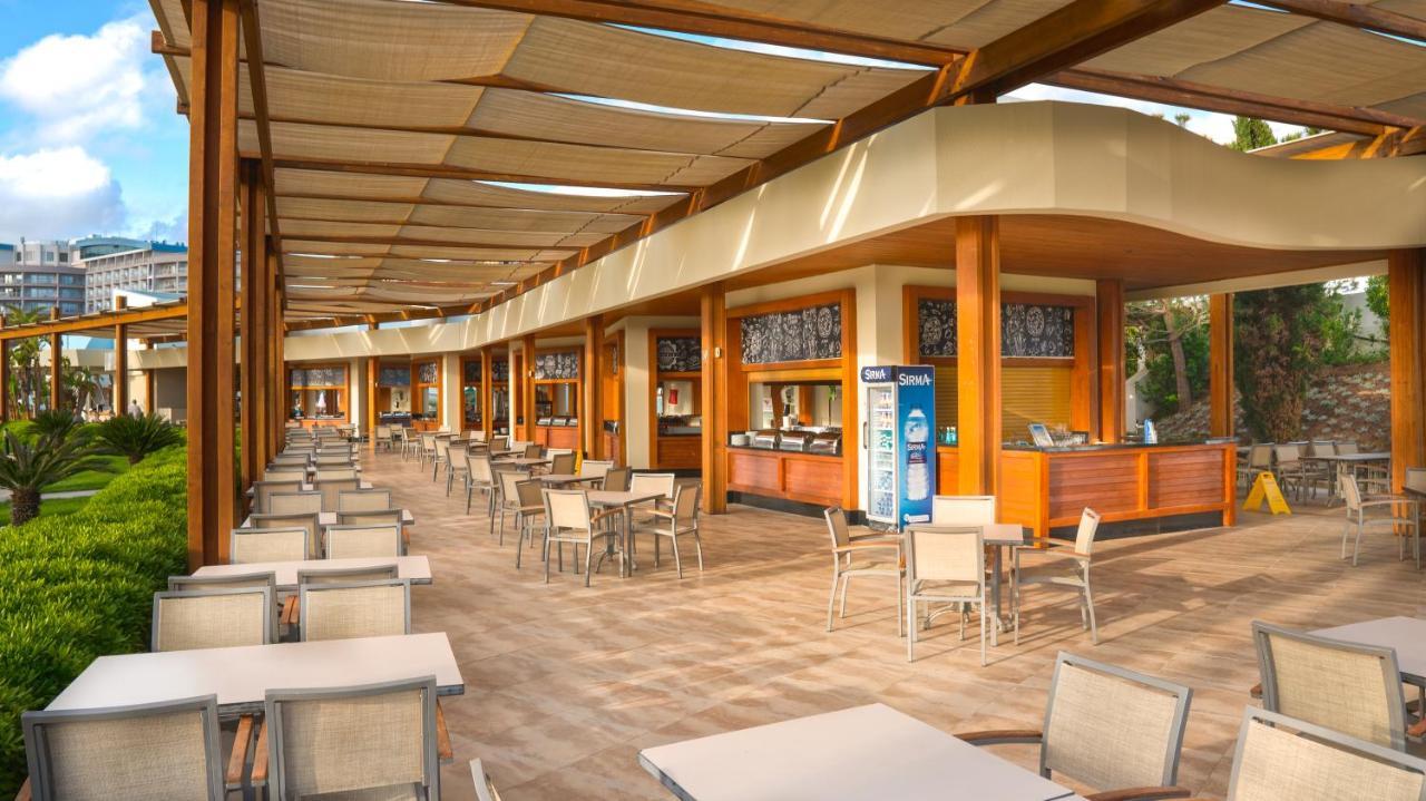Baia Lara Hotel Antália Exterior foto The interior of the new terminal